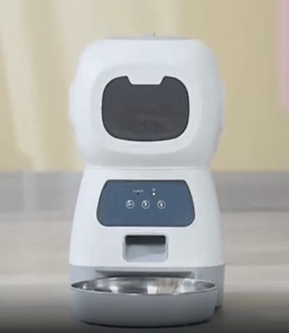 Smartpaws Remote-Controlled Pet Feeder: Automatic Food Dispenser With App Control And Voice Recording-3
