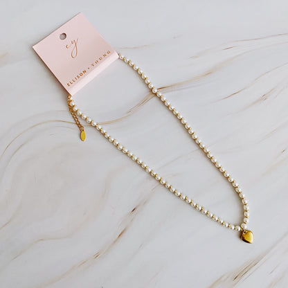 Pearl And Gold Bauble Heart Necklace-4