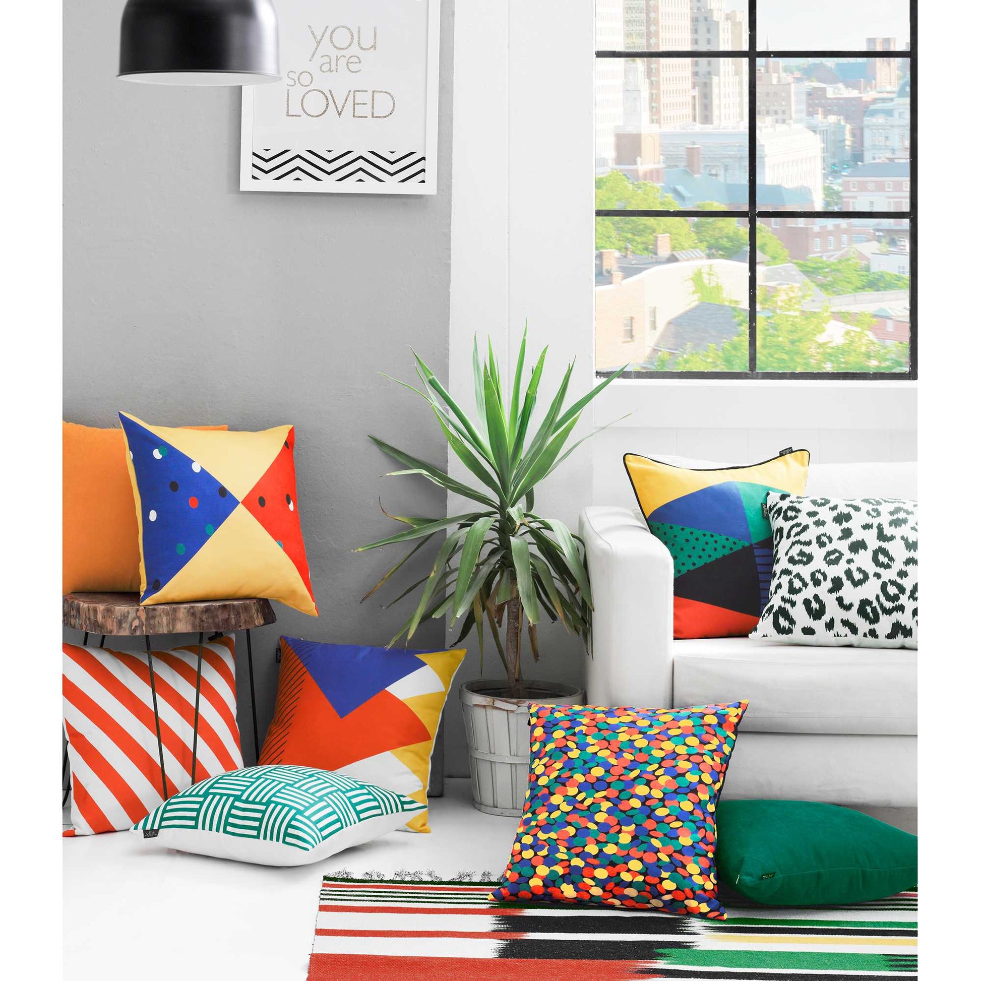 18"X18" Memphis Printed Decorative Throw Pillow Cover-7