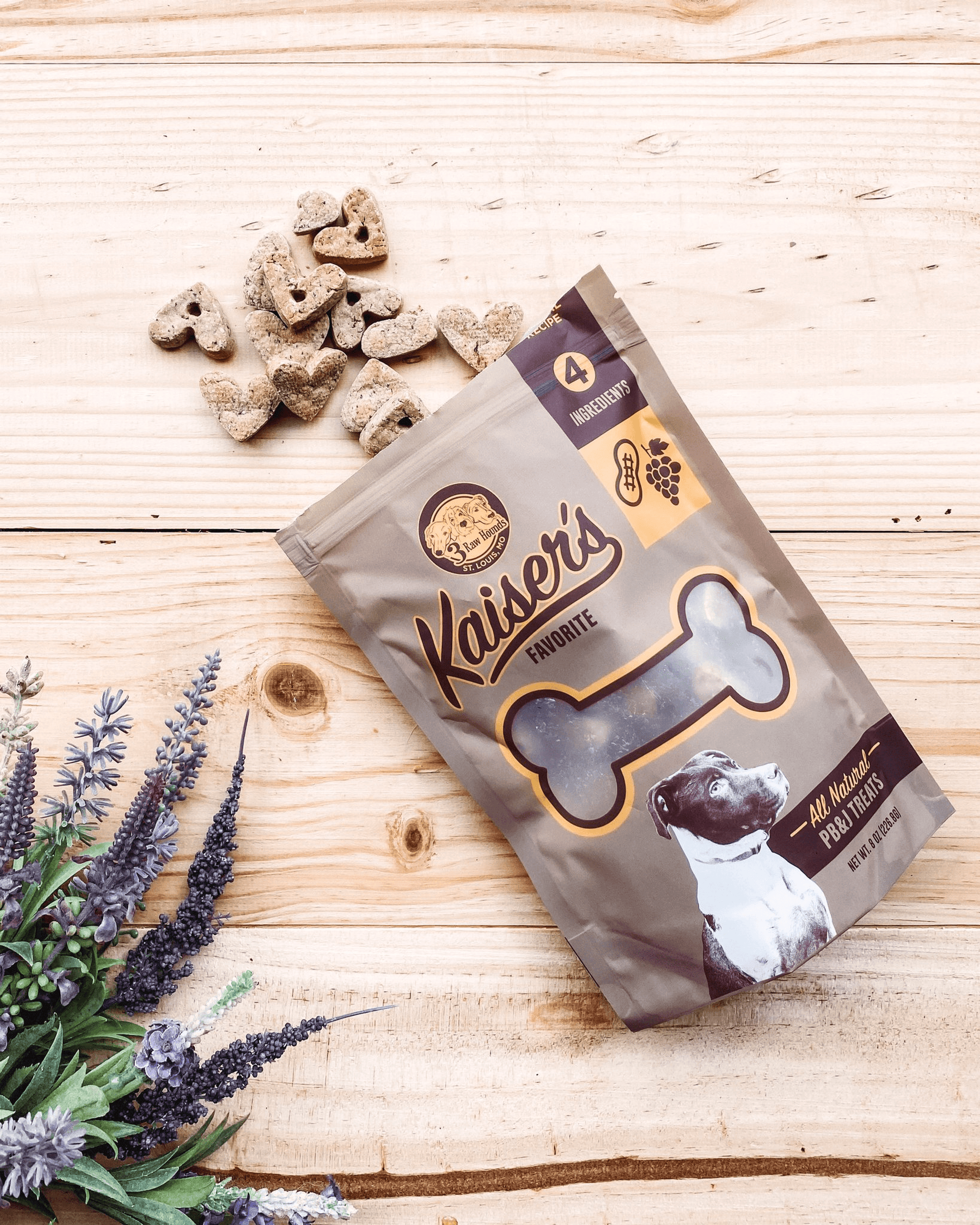 Kaiser’s All-Natural Peanut Butter & Blueberry Dog Treats-1