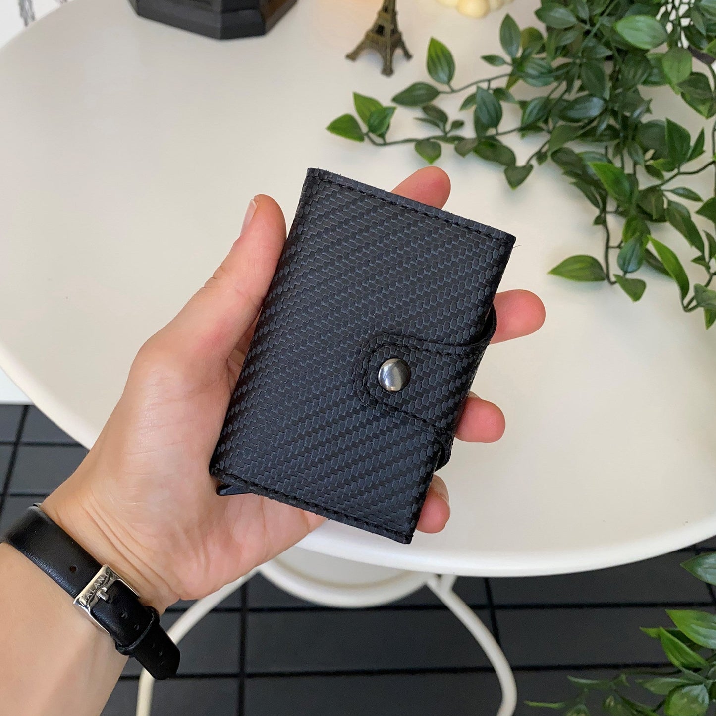Medusa - Carbon Fiber Leather RFID Protection Pop-Up Mechanism Card Holder/Wallet-2