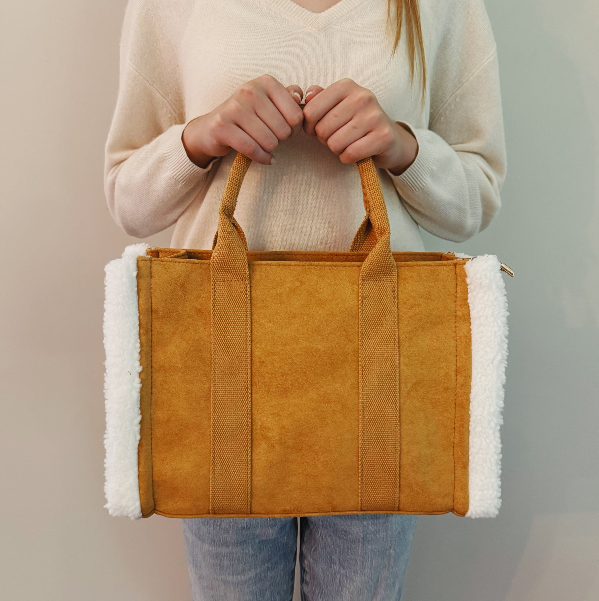 The Tote Crossbody Bag With Handles-3