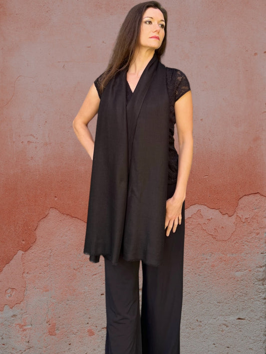 Black Solid Wool Lightweight Scarf-1